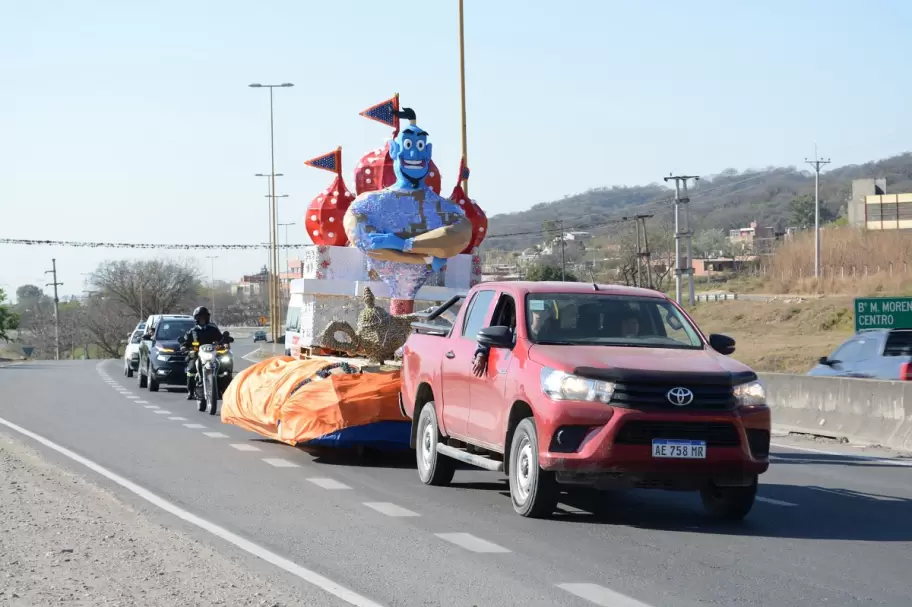 Traslado de carroza hacia Ciudad Cultural