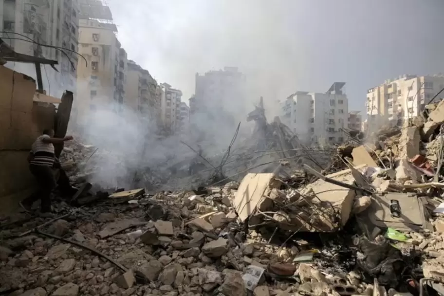 Edificios destruidos tras ataques israeles en los suburbios del sur de Beirut, Lbano. 28 septiembre 2024. REUTERS/Ali Alloush