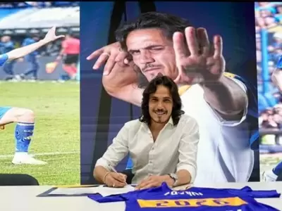 Edision Cavani firma su renovaci�n