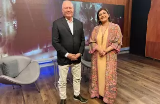 Guillermo Jenefes y Claudia Figueroa, conductores de Detras de las Noticias