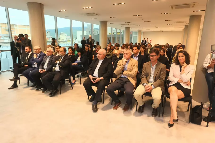 Con la presencia de la ministra Pettovello, el gobernador Sadir firmó el Compromiso Social por la Alfabetización