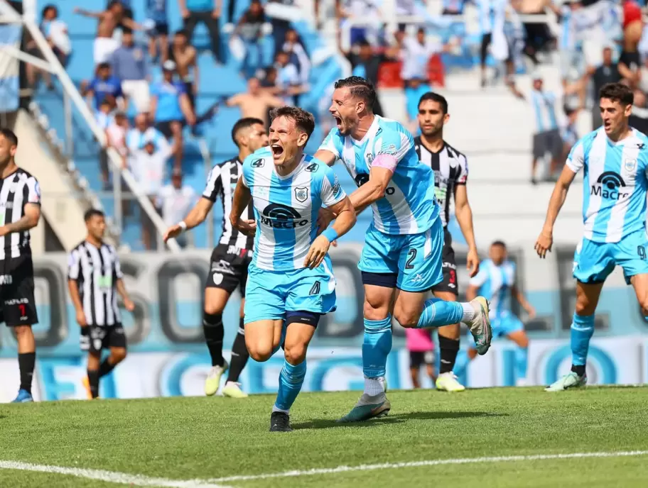 Bruno Palazzo celebra su gol