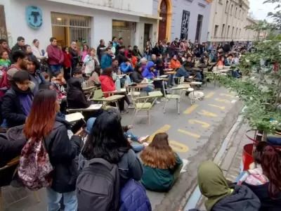 clase p�blica Facultad de Humanidades