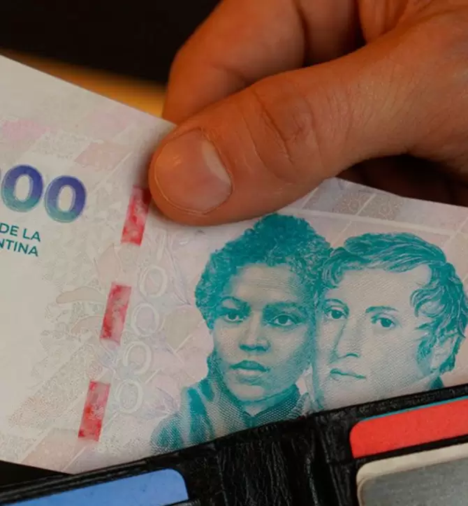 dinero billete plata