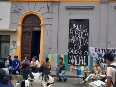 alumnos en las clases publicas