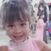 Una niña de 8 años fue asesinada y los hermanitos quedaron solos con el cuerpo "a la buena de dios"