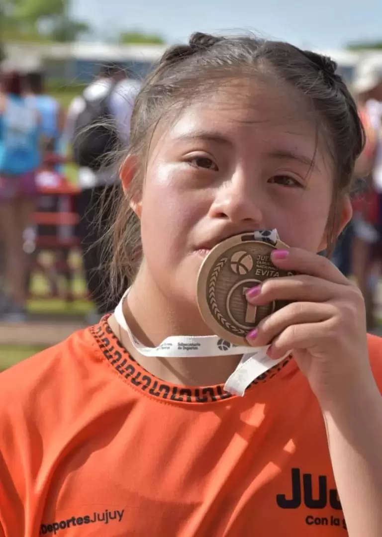 Roc�o Vilca Colqui, medalla de oro en lanzamiento de bala