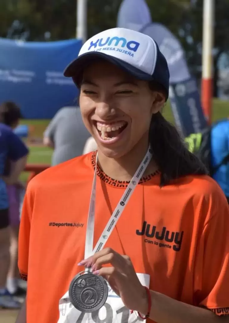 Jazm�n Segundo Ru�z, medalla de plata en salto en largo