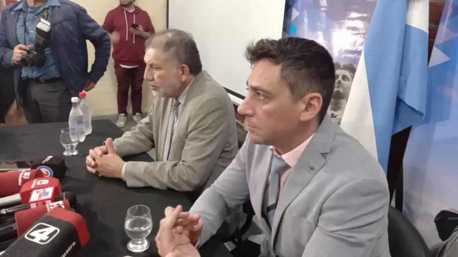 conferencia de prensa de los fiscales Rond�n y Rodr�guez