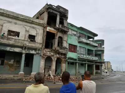 Los cubanos reportaron algunos da�os en casas y edificios tras el potente sismo que se registr� este domingo