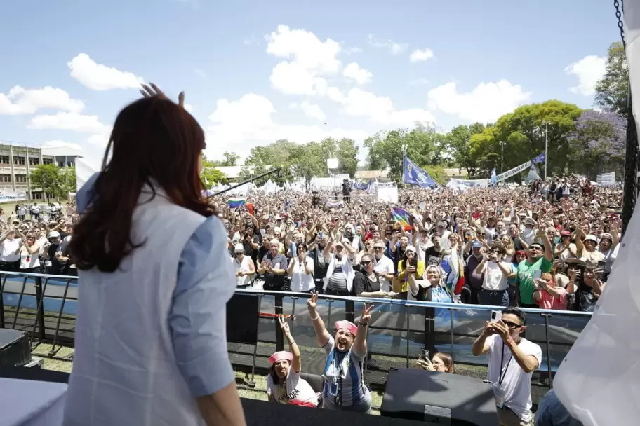 cristina acto rosario