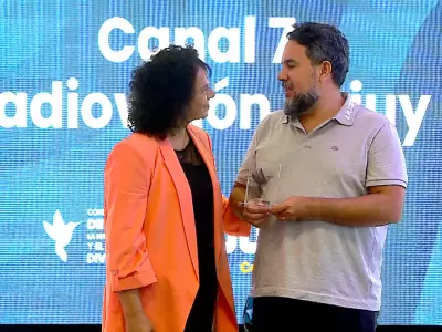 Canal 7 recibio una distincion del Consejo Provincial de la Mujer