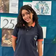 Una estudiante jujeña fue reconocida en un concurso nacional de poesía en idioma inglés