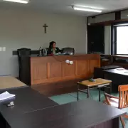 Un hombre fue condenado a 12 meses de prisión por los delitos de desobediencia judicial y lesiones leves psicológicas