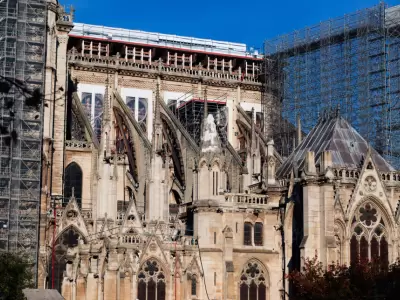 NOTRE DAME- RECOSNTRUCCION
