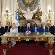 Javier Milei anunci� que eliminar� el 90% de los impuestos nacionales y que levantar� el cepo en 2025