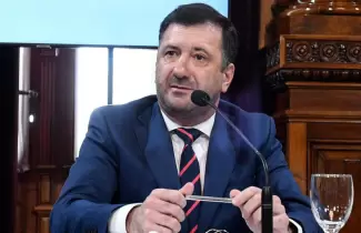 senador Edgardo Kueider