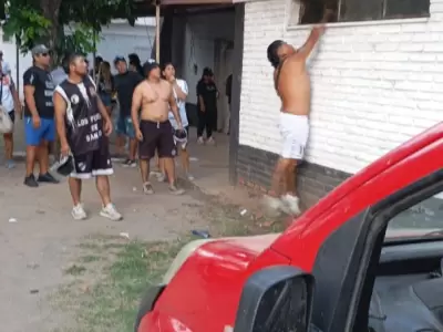 Hinchas de Zapla en el Emilio Fabrizzi