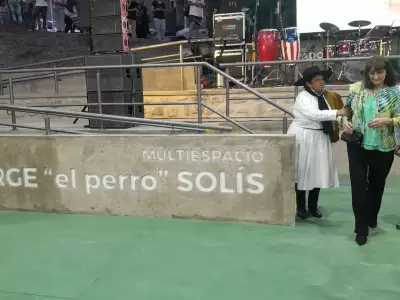inauguraci�n del Multiespacio Jorge "Perro" Solis en el barrio Chijra