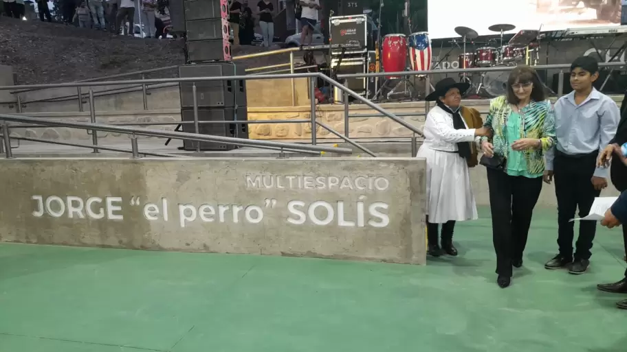 inauguraci�n del Multiespacio Jorge "Perro" Solis en el barrio Chijra