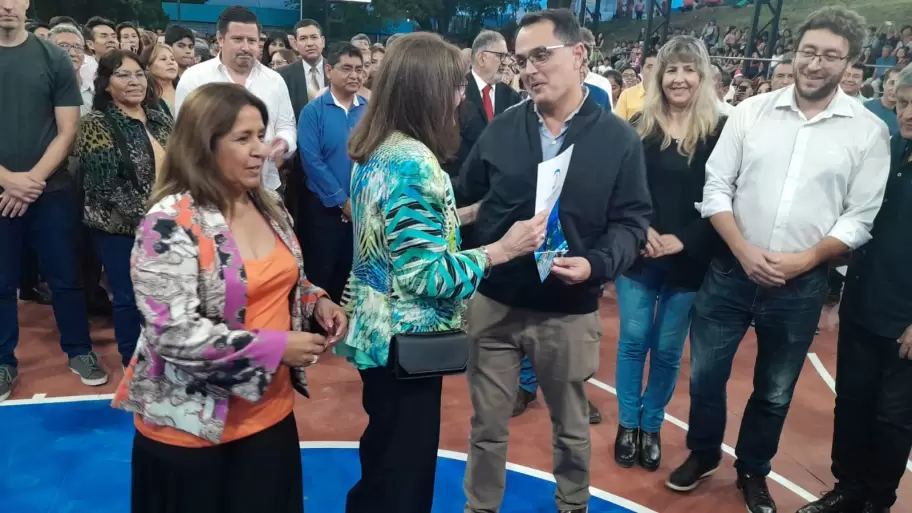 inauguraci�n del Multiespacio Jorge "Perro" Solis en el barrio Chijra