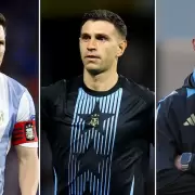 Dibu Martínez fue elegido en el once ideal del año: quién le arrebató a Scaloni el cetro a mejor DT a nivel selecciones