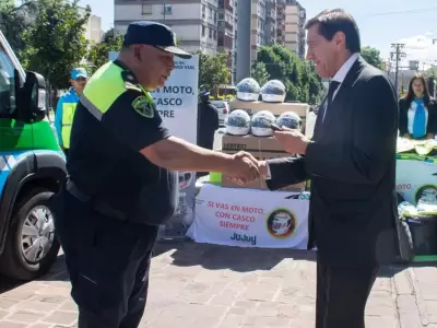 Sadir entrega de equipamiento