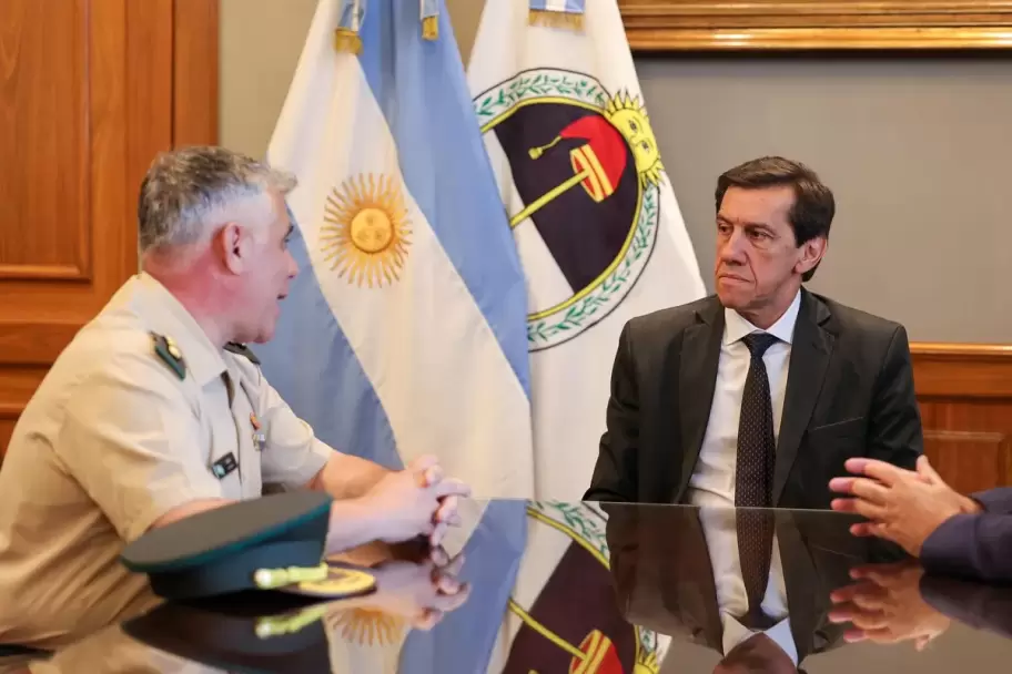 Sadir se reuni� con nueva autoridad militar en Jujuy