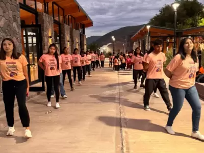pesebre en las estaciones del tren solar