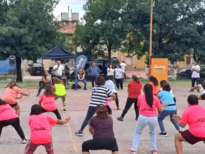 verano en movimiento adultos mayores gimnasia