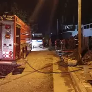 Bomberos sofocaron incendios en tres viviendas de la capital jujeña