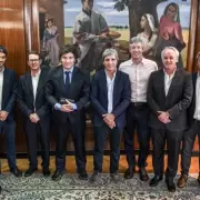 El Gobierno cerró 2024 con superávit financiero por primera vez en 16 años