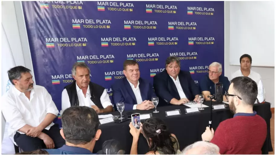 Conferencia de prensa del secretario de Turismo, Ambiente y Deportes de la Naci�n, Daniel Scioli