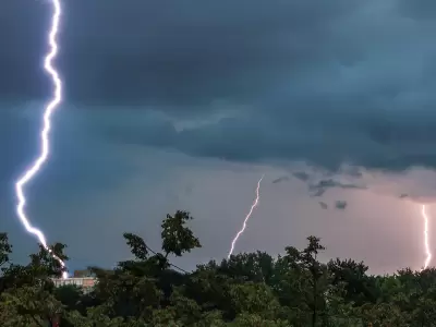 tormenta alerta rayos