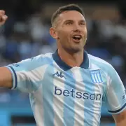 Maravilla Mart�nez renov� su contrato con Racing: tendr� una cl�usula de salida r�cord en el f�tbol argentino