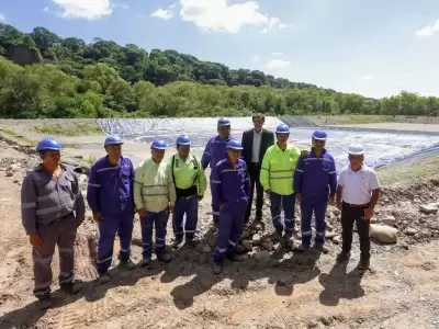 El gobernador recorri� obras