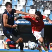 Gimnasia cerró la pretemporada con triunfo y empate ante San Martín de Tucumán