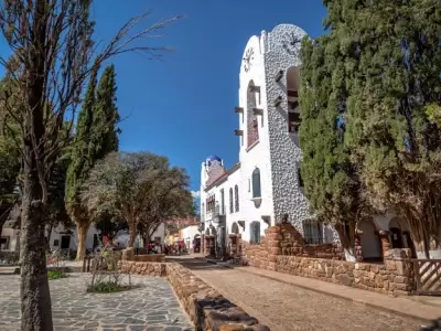 plaza humahuaca