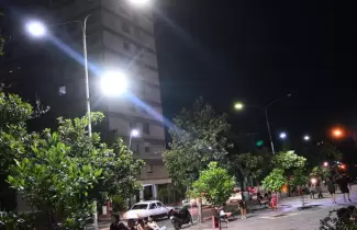 Obras de iluminaci�n para la Plaza Belgrano