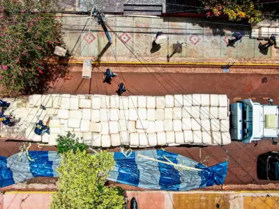 Detuvieron un cami�n que llevaba 6 toneladas de marihuana