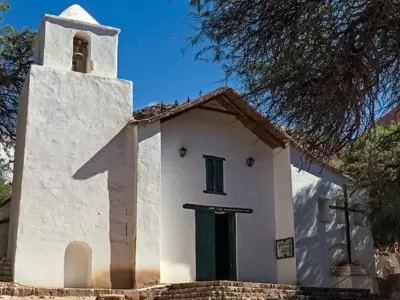 iglesia de purmamarca