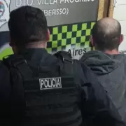 Horror en Berisso: un hombre ahorcó y mordió a su perro hasta matarlo
