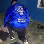 Tras una persecución policial demoraron a una pareja en barrio San Francisco de Alava