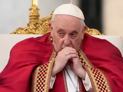 �El papa Francisco no est� fuera de peligro�,