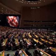 Aunque la Argentina se abstuvo, la ONU aprobó una resolución para que Rusia retire las tropas de Ucrania