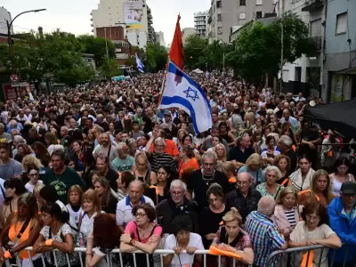 Una multitud marcha por la familias Bibas y para exigir la liberaci�n de los secuestrados en Gaza