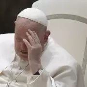 El papa Francisco tuvo una crisis respiratoria y su pronóstico sigue siendo reservado