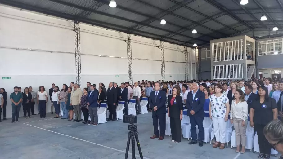 La ministra de Educación, Miriam Serrano estuvo presente en el Colegio Secundario N°3 "San José"