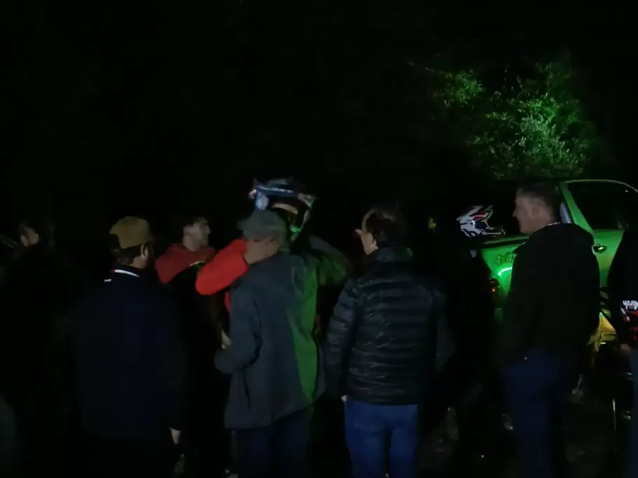 Dos adolescentes quedaron varados mientras practicaban enduro en Las Escaleras