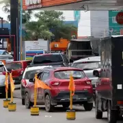 Crisis de combustible en Bolivia: seis claves para entender el desabastecimiento que está llevando al país al borde del colapso